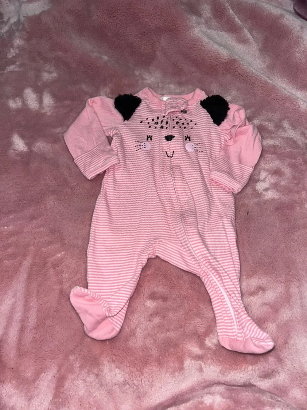 Pink bear footie
